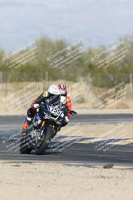 media/Jan-15-2026-Racers Edge (Thu) [[dfebeb70ab]]/2-A Group/Session 5 Turn 2/